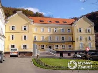 Compare Reviews, Prices & Costs of Knee Arthroplasty in Croatia at Akromion | M-CP2-1