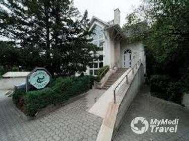 Compare Reviews, Prices & Costs of Acne Treatment in Hungary at Perfect Laser | M-HU1-20