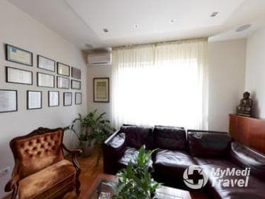 Compare Reviews, Prices & Costs of Hair Transplant in Hungary at Sikos Clinic | M-HU1-27