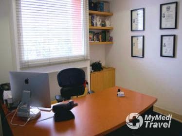 Compare Reviews, Prices & Costs of Hip Arthroscopy in Mexico at Baja Hand Clinic | M-ME11-13