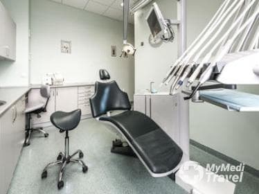 Compare Reviews, Prices & Costs of Cosmetic Dentistry Consultation in Warsaw at Stadent Centrum | M-PO11-7