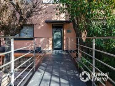 Compare Reviews, Prices & Costs of Acne Treatment in Spain at Clinica Granado Tiagonce | M-SP10-3