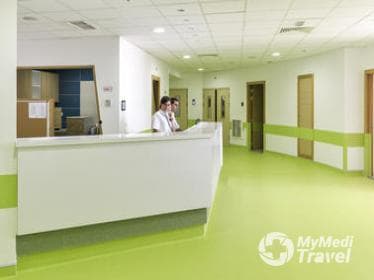 Compare Reviews, Prices & Costs of Acne Treatment in Tunisia at Polyclinique L'Excellence | M-TUT1-6