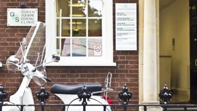 Compare Reviews, Prices & Costs of Dental Implant in Bristol at Queen Square Dental & Implant Clinic | M-UN1-11