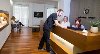 Compare Reviews, Prices & Costs of Teeth Cleaning in Athens at id Dental Clinic | M-GP1-6