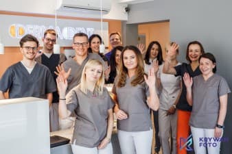 Compare Reviews, Prices & Costs of Teeth Splinting in Szczecin at Dental Travel Service | M-PO10-7