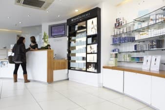 Compare Reviews, Prices & Costs of Turbinate Surgery in Greater London at Nakedhealth MediSpa | M-UN2-20