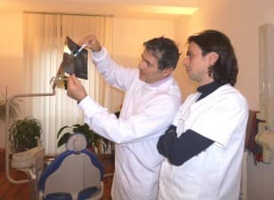 Compare Reviews, Prices & Costs of Retainer in Italy at A.S. Dental - Advanced & Security Dentistry | M-IT1-5