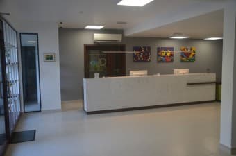 Compare Reviews, Prices & Costs of Cataract Surgery in Vietnam at European Eye Center | M-V29-17