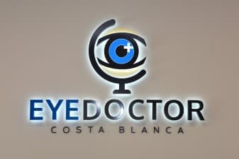 Compare Reviews, Prices & Costs of Presbyopia Treatment in Alicante at Eye Doctor Costa Blanca | M-SP1-25
