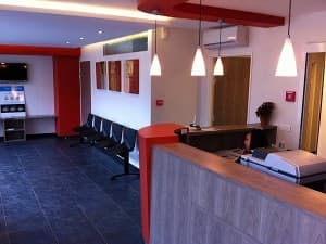 Compare Reviews, Prices & Costs of Laser Eye Surgery (LASEK) in France at Clinique Vision Laser Paris Ouest | M-FP2-11