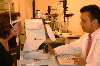 Compare Reviews, Prices & Costs of Eye Examination in Greater London at eye excellence | M-UN1-325