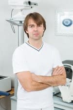 Compare Reviews, Prices & Costs of Presbyopia Treatment in Ukraine at Andrei Ruban | M-UK1-29