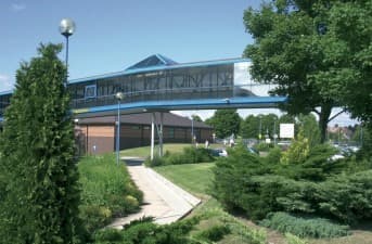 Compare Reviews, Prices & Costs of Egg Freezing in Greater Manchester at Countess Of Chester Hospital | M-UN1-393