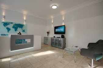 Compare Reviews, Prices & Costs of Eyebrow Hair Transplant in City of Glasgow at DHI Glasgow | M-UN1-549