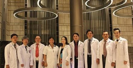 Compare Reviews, Prices & Costs of Beard Transplant in Vietnam at Emcas Medical Hanoi | M-V24-9