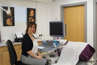 Compare Reviews, Prices & Costs of Chest X-Ray in Worcestershire at Baby Face 4D | M-UN1-1310