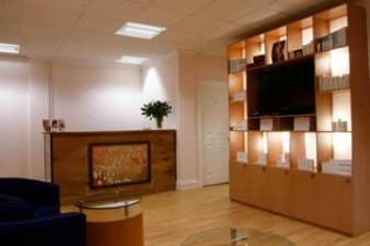 Compare Reviews, Prices & Costs of Dental Implant Bars in United Kingdom at Body Silk Clinic | M-UN1-1609