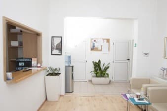 Compare Reviews, Prices & Costs of Hyperpigmentation Treatment in Croatia at Poliklinika Mešter | M-CP1-11