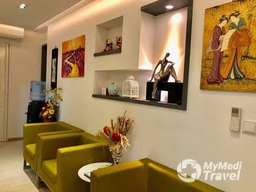 Compare Reviews, Prices & Costs of Forehead Contouring in Singapore at Dr Chio Aesthetic & Laser Centre Pte Ltd | 4A484E