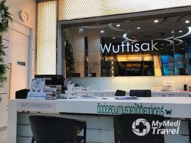Compare Reviews, Prices & Costs of Hair Transplant in Samut Prakan at Wuttisak Clinic Mega Bangna | M-SP-27