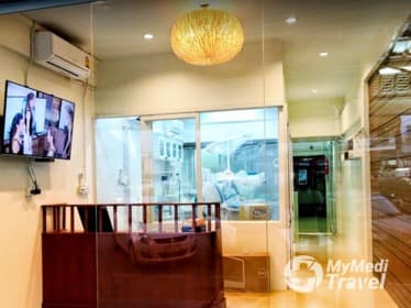 Compare Reviews, Prices & Costs of Root Canal Consultation in Chiang Rai at Numo Dental Clinic | M-CR-20