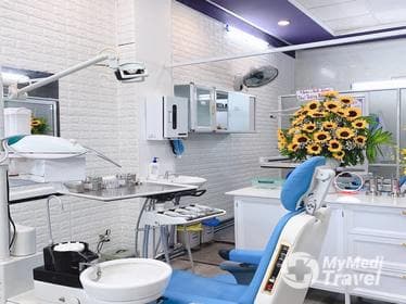 Compare Reviews, Prices & Costs of Veneers and Hotel Package in Vietnam at Smile Dental - Nha Khoa Da Nang | M-V15-19