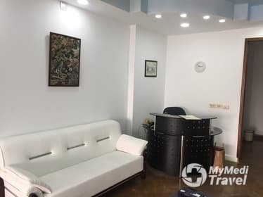 Compare Reviews, Prices & Costs of Double Eyelid Creation in Egypt at Nile Plastic Center | 30B643