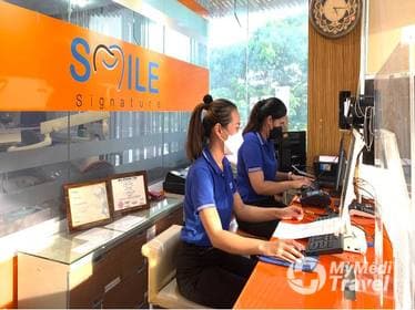 Smile Signature at Ratchayothin