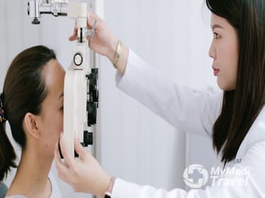 Lasik Surgery Clinic - AUFMC