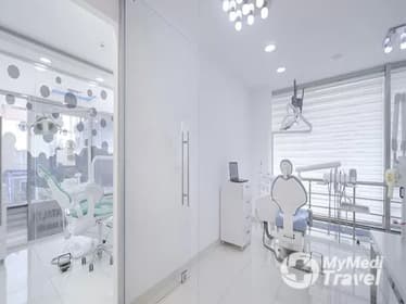 Compare Reviews, Prices & Costs of Crowns and Hotel Package in Antalya at DentAntalya Dental Health Clinic | 4EAA23