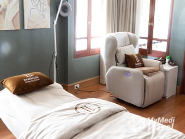 Compare Reviews, Prices & Costs of Dermal Fillers in Thailand at Healthi-Life Longevity Center | 5EEAB8